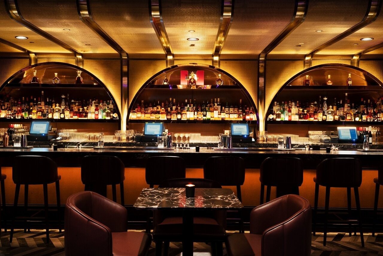 Restaurant, VIP-lounge og private arrangementer